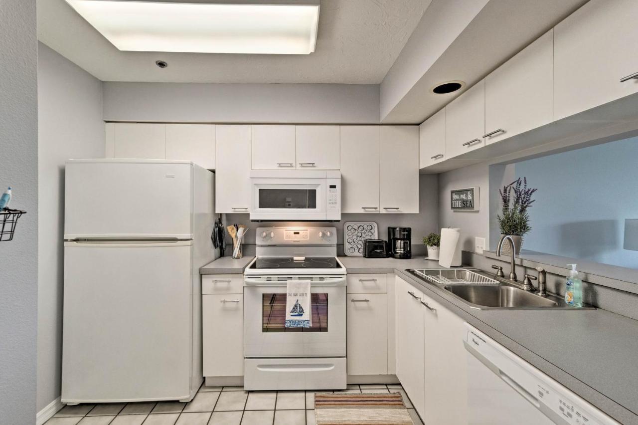 Condo With Pool And Gulf Access On Anna Maria Island! Holmes Beach Exterior photo
